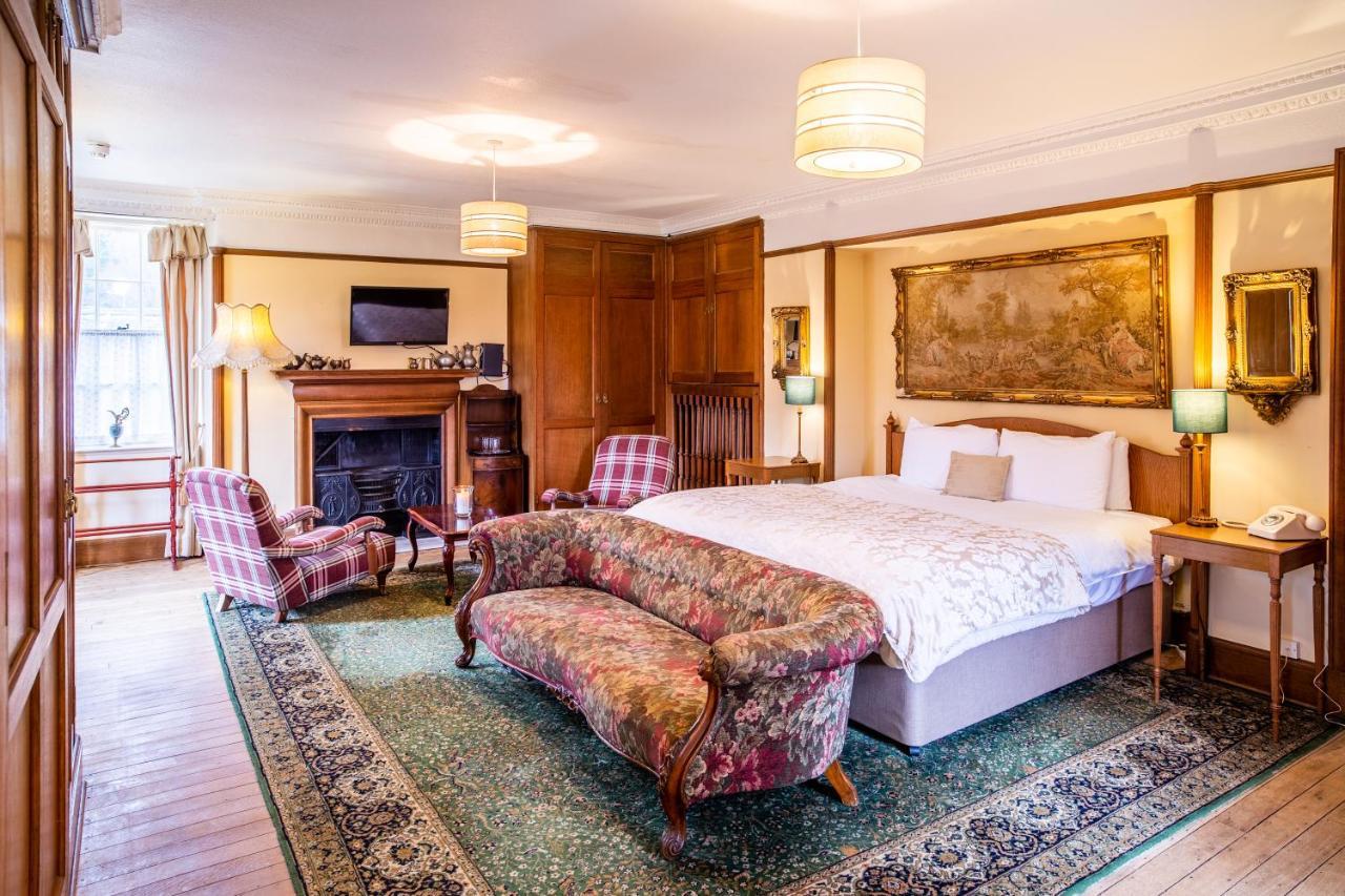 Dalmunzie Castle Hotel Spittal of Glenshee Bagian luar foto