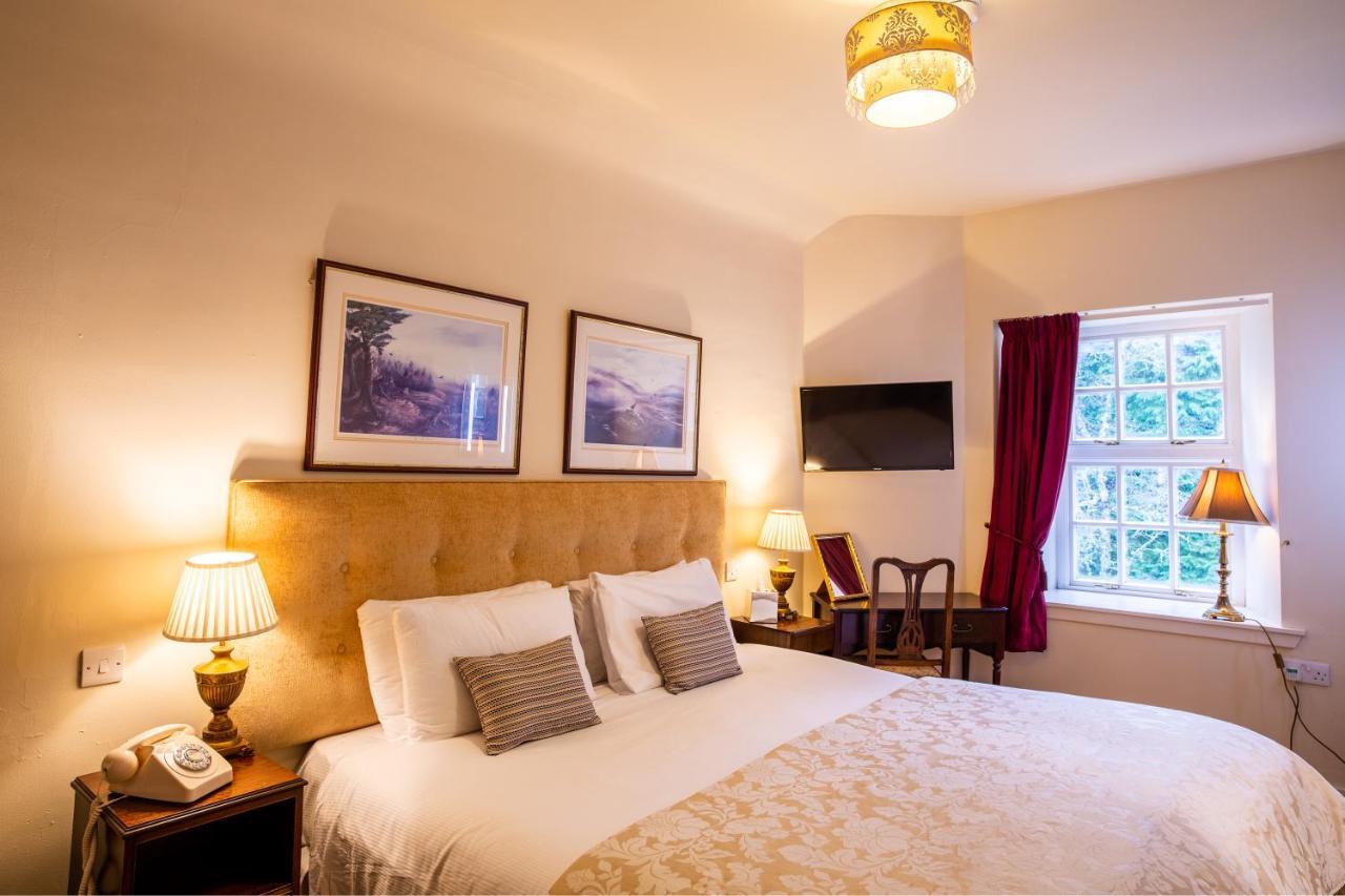 Dalmunzie Castle Hotel Spittal of Glenshee Bagian luar foto