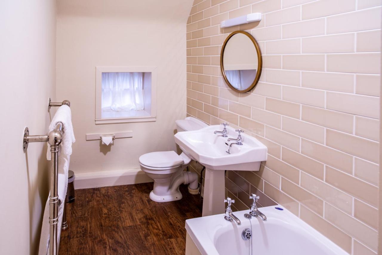 Dalmunzie Castle Hotel Spittal of Glenshee Bagian luar foto