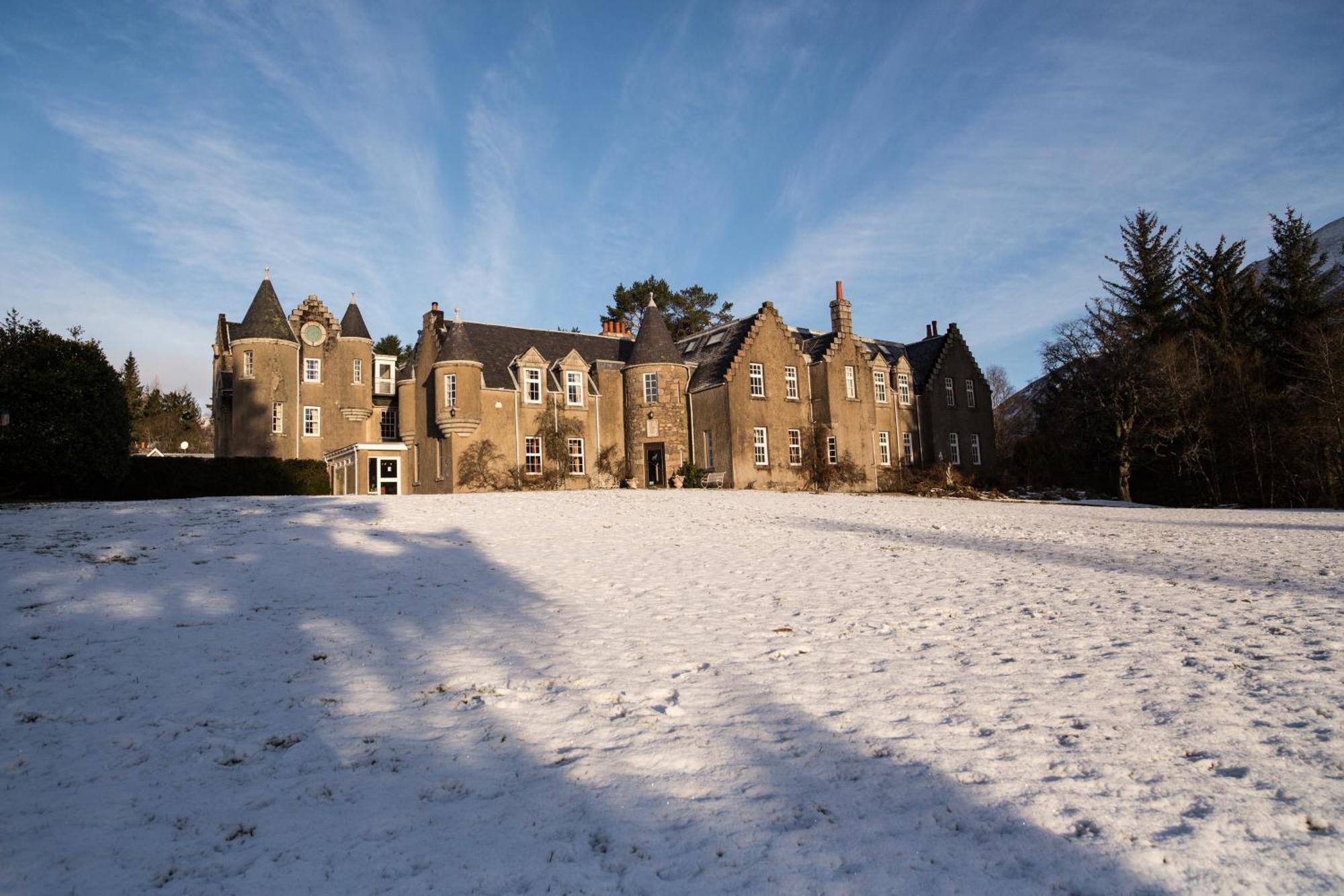 Dalmunzie Castle Hotel Spittal of Glenshee Bagian luar foto