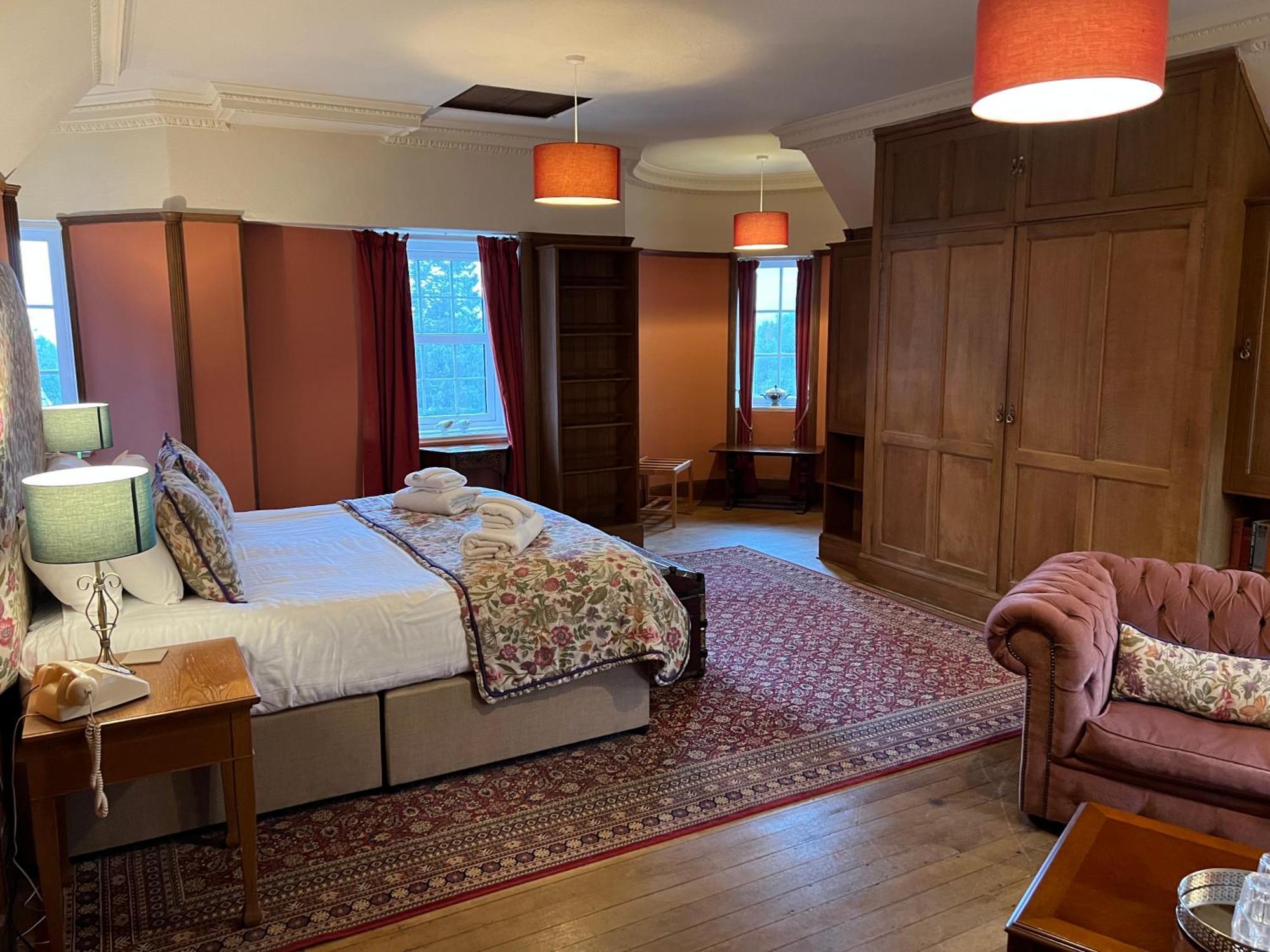 Dalmunzie Castle Hotel Spittal of Glenshee Bagian luar foto
